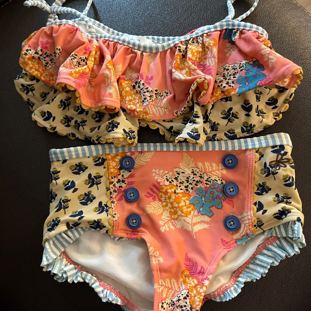 Matilda Jane mismatched sizes bikini 8 & 6